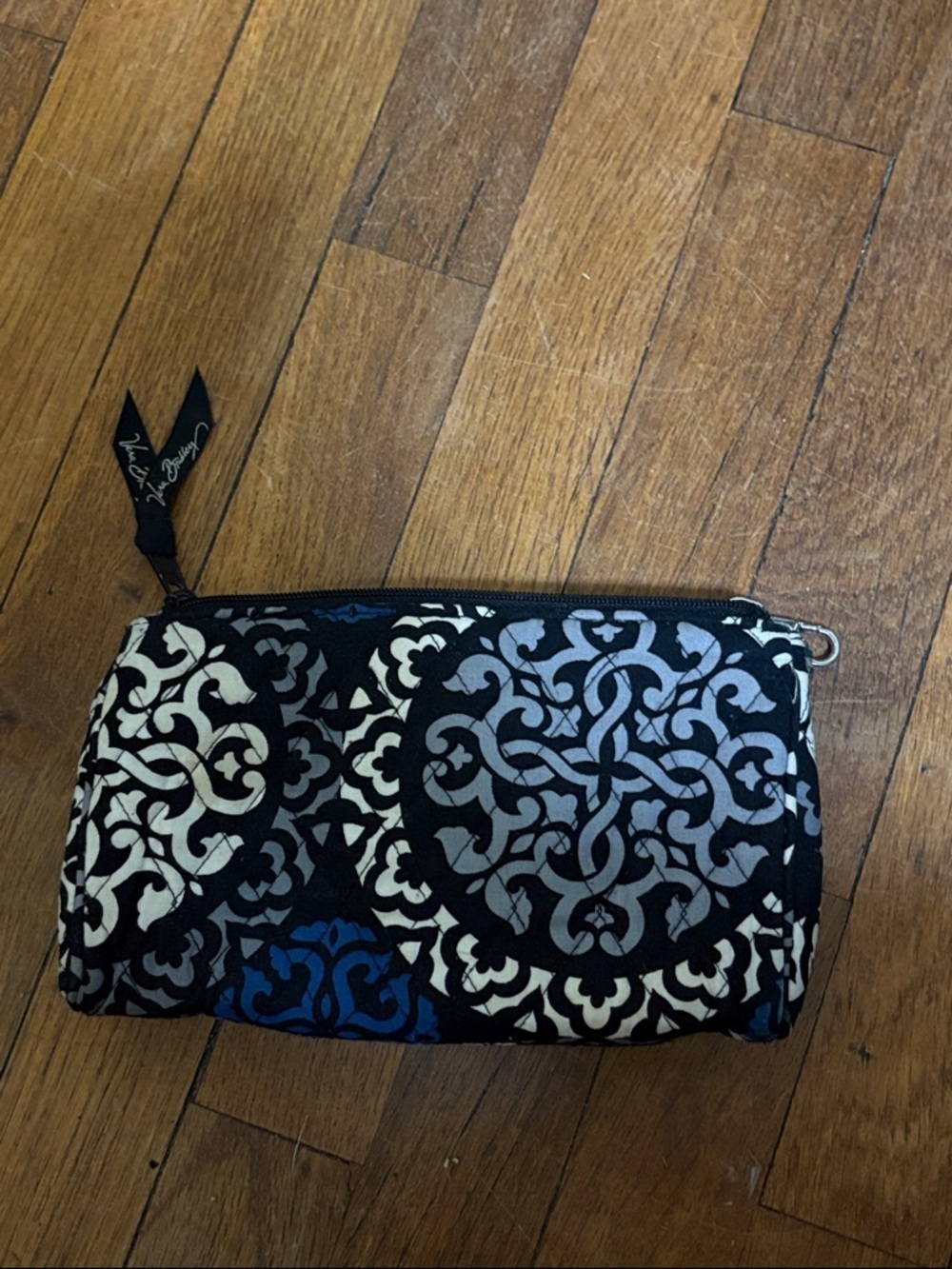 Vera Bradley Canterbury Cobalt Pushlock Wristlet. - Picture 9 of 9